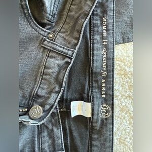 Signature Fit Ankle Jeans - Charcoal Gray